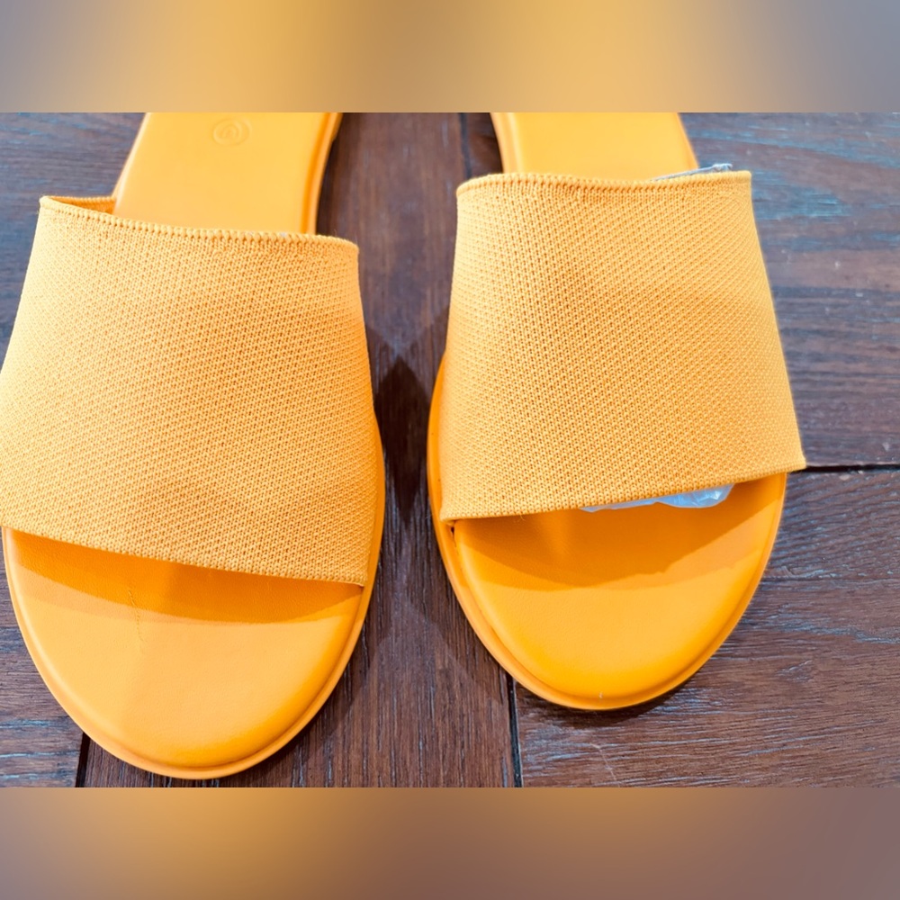 Rothy’s The Slide Size 8.5 - Picture 2 of 7